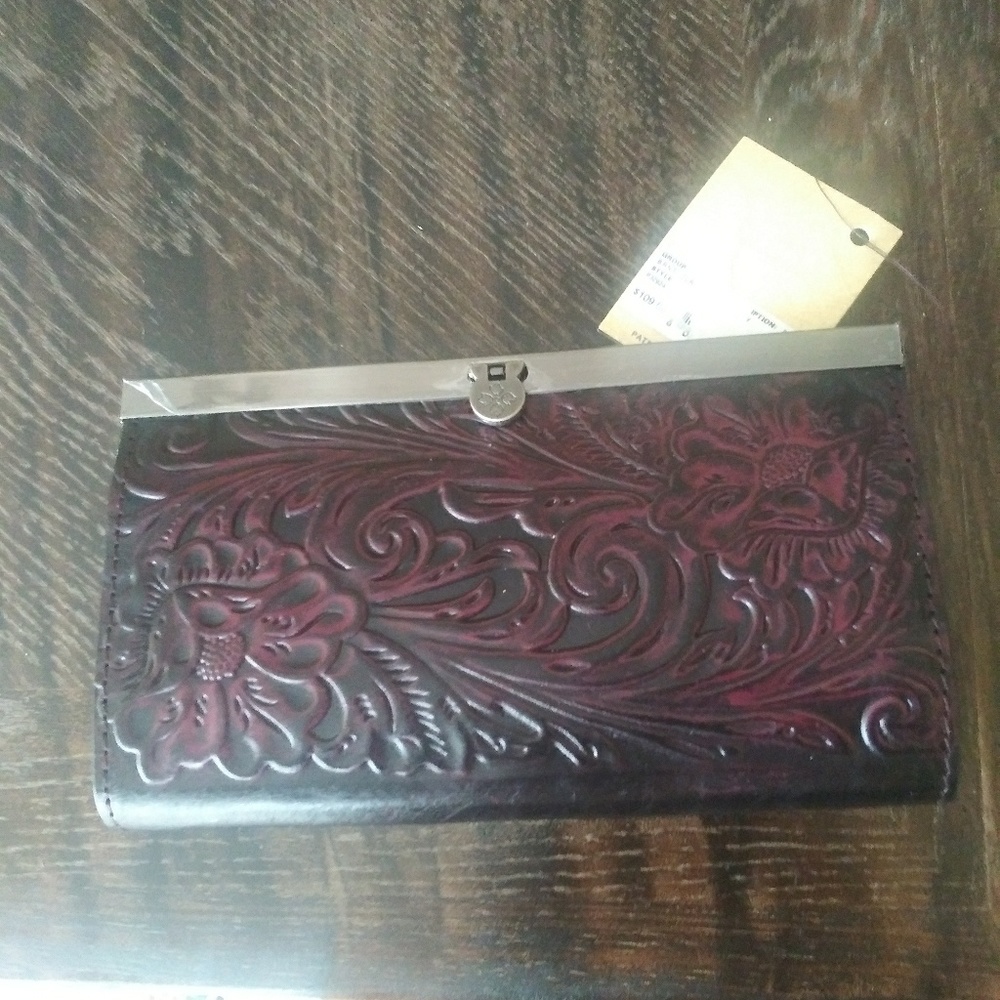 Patricia Nash wallet